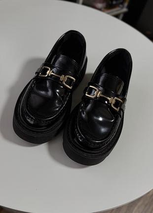 Туфлі для дівчинки zara чорні, розмір 32