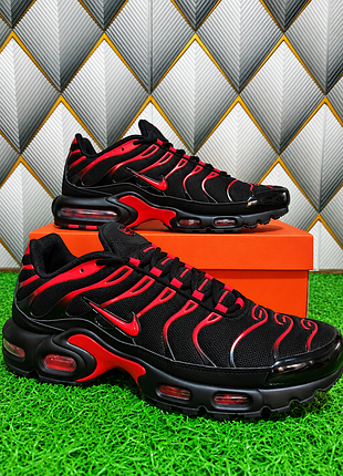 Кросівки nike aur max plus bred