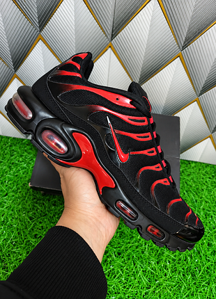 Кросівки nike aur max plus bred 3