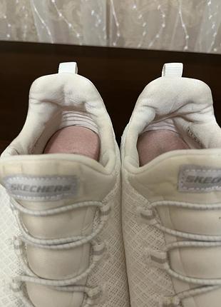 Кросівки жіночі skechers dynamight білі 2