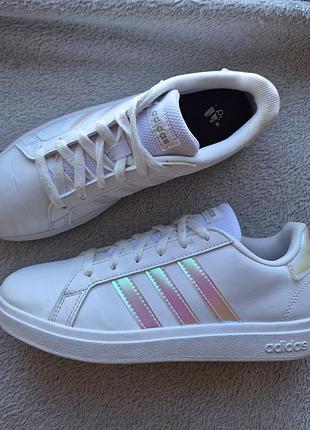 Кроссовки 36р. adidas