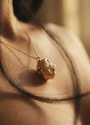 Колье «pearl treasure» кулон-капсула с жемчужинами