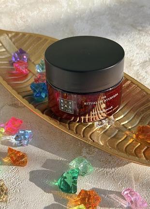 Преміальний сольовий скраб для тіла rituals the ritual of ayurveda body scrub (300 г)