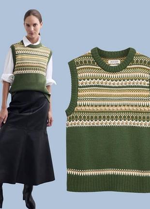 Стильний в'язаний жилет з візерунком fair isle від бренду jaeger