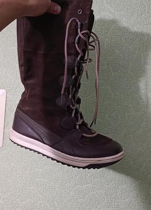 Высокие зимние женские сапоги  puma  snow alpine boot из коричневой замши и кожи со шнуровкой и меховой подкладкой