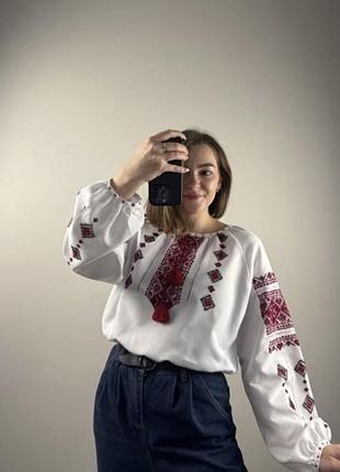 Вишиванка жіноча ручна робота