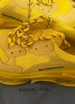 Кроссовки balenciaga р 42