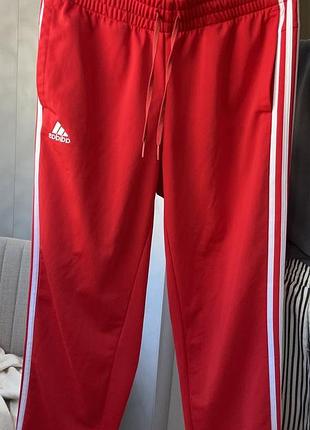 Спортивні штани adidas розмір m