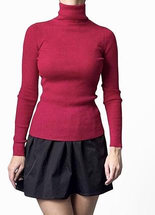 100% вовна гольф від uniqlo малиновий в розмірі s, стан ідеальний, оригінал