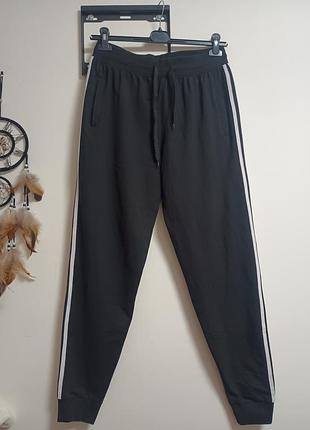 Женские спортивные штаны черные с лампами l/xl/xxl размер