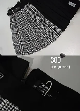 Жіноча міні-спідниця bershka в клітинку чорно-біла м