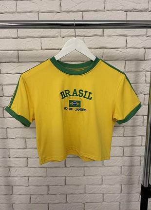 Футболка жіноча вкорочена brazil жовта з написом