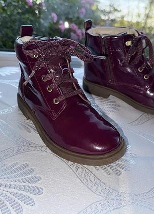 Шкіряні лаковані черевики clarks індія р. 30 (19 50см)