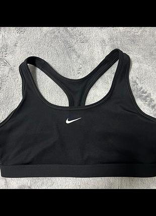 Жіночий спортивний топ nike чорний