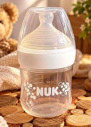 Пляшечка nuk з соскою для годування. німеччина