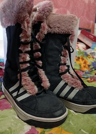 Зимові чоботи adidas з рожевим хутром, замшеві оригінал, розмір 40-42