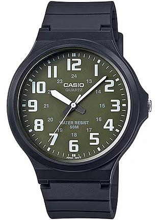 Чоловічий годинник casio mw-240-3b полімерний ремінець зелений циферблат