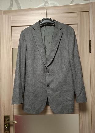 ): елітний піджак z zegna (80% вовна, 15% ангора). розмір 50. уцінка через дефекти.
