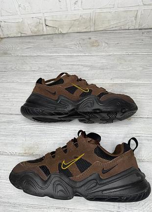 Крутые кроссовки nike tech hera размер 36-36.5 7