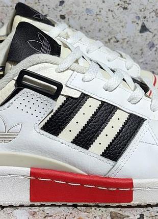 Кросівки чоловічі adidas forum білі з чорним, розмір 42