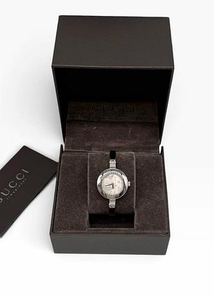 Винтажные часы gucci flora 105 diamond. made in swiss.