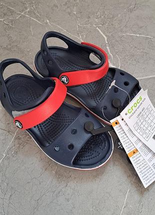 Crocband sandal kids – невесомые босоножки, на мальчика.