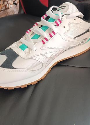 Кроссовки женские reebok