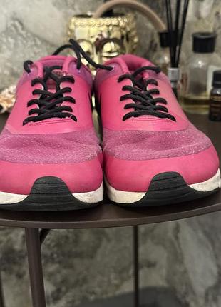 Яскраві кросівки nike 3