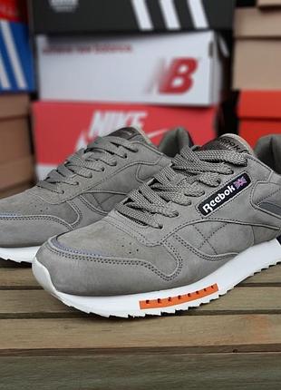 Кросівки reebok classic хакі 2