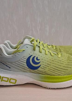 Кросівки чоловічі topo athletic specter 2  розмір 45