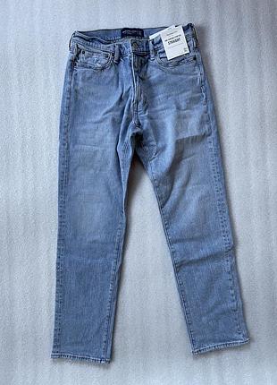 Мужские джинсы abercrombie & fitch (90s straight fit distressed jeans in light wash) c англии 32x32m