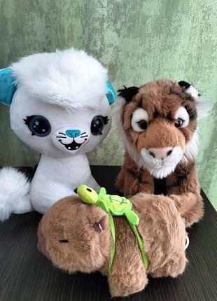 Лот замечательных брендовых мягких игрушек