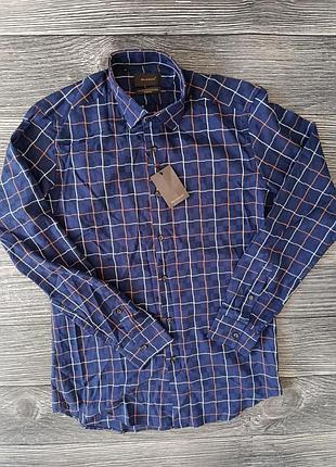 Рубашка miverno slim fit (м размер)
