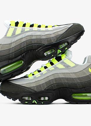 Кросівки nike air max 95 neon сірі з салатовим, розмір 39.5, довжина устілки 26 см