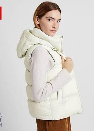Жіночий об'ємний ультралегкий пуховий жилет з капюшоном (women's ultra light down volume v...