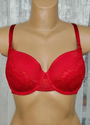 Красивый бюстгальтер uk36d/с eur80d/с