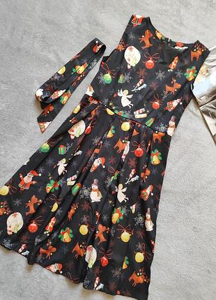 Новогоднее платье в праздничный принт!🛍️