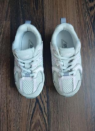 New balance детские кроссовки 4