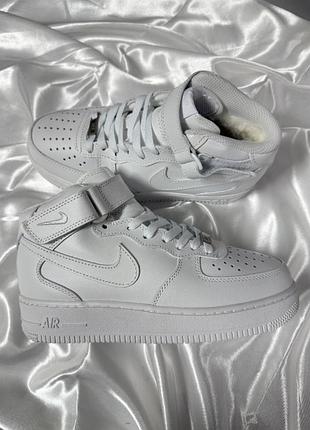 Nike air force 1 high white winter fur