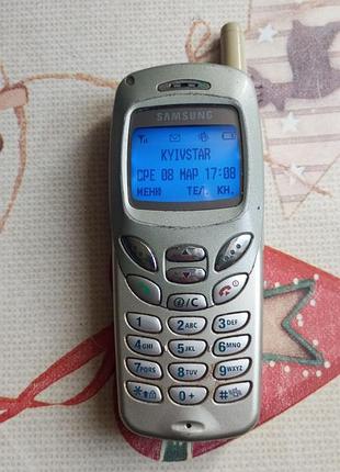 Продам телефон самсунг r210s