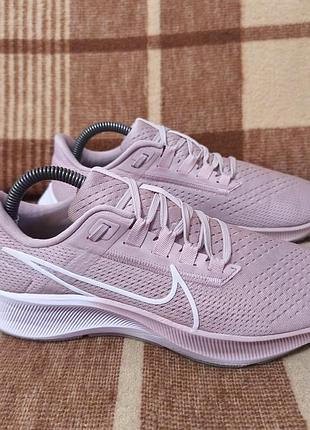 Жіночі кросівки nike air zoom pegasus 38