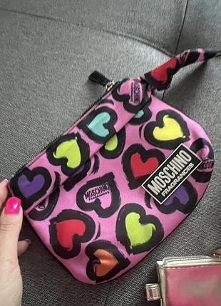 Стильна косметичка moschino