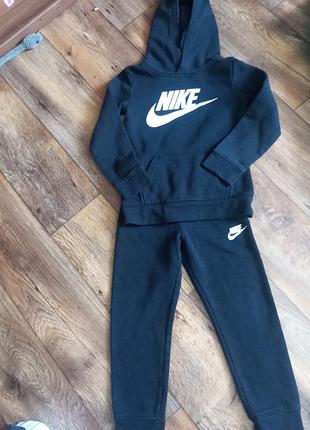 Спортивний костюм для хлопчика nike чорний 4-6 років