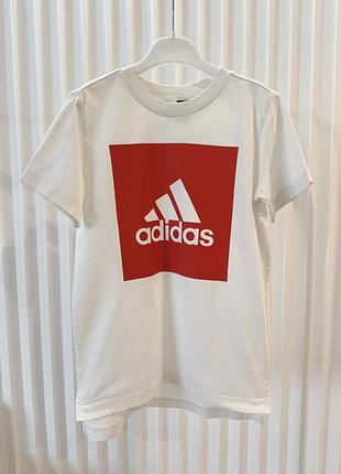 Футболка adidas