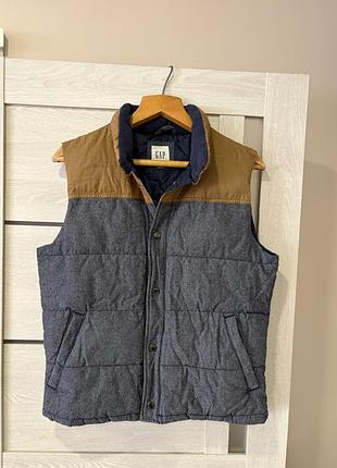 Жилет gap puffer vest snap button розмір м оригінал