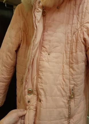 Розовая комфортная курточка с капюшоном7 фото