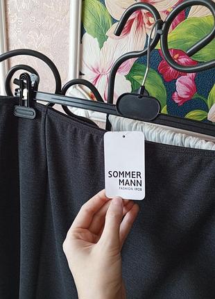 Красива якісна плотна сіра юбка sommer mann. 3