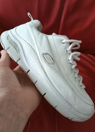 Жіночі кросівки skechers