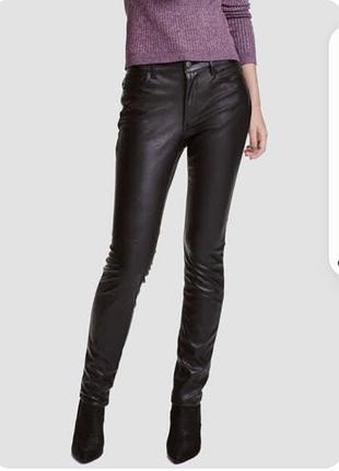 Джеггинсы скинни с напылением под кожу h&amp;m &amp;denim, размер 27/30 (s)