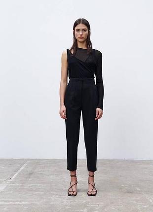 Брюки жіночі zara чорні класичні завужені брюки на високій посадці с